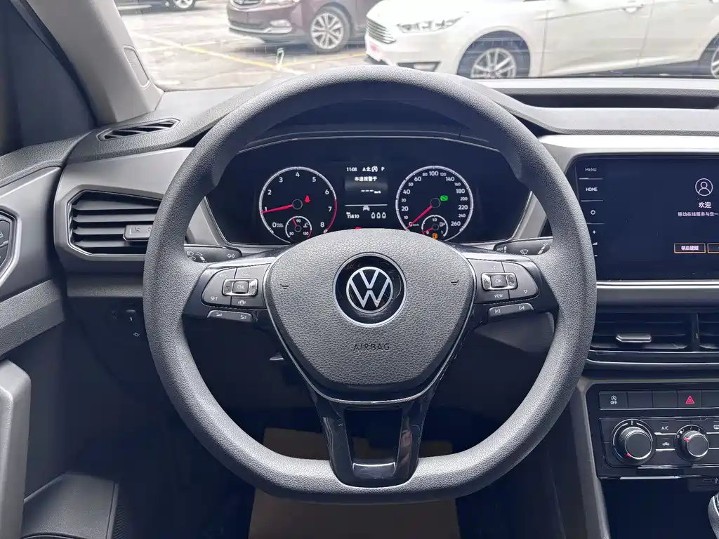 Volkswagen T-Cross 2021 — фото 15