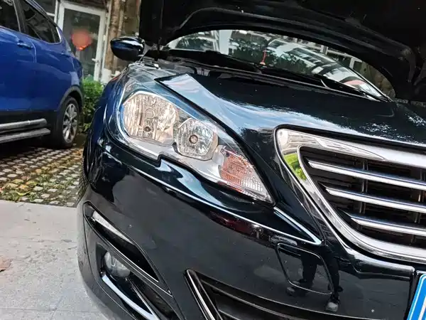 Peugeot 408 2017