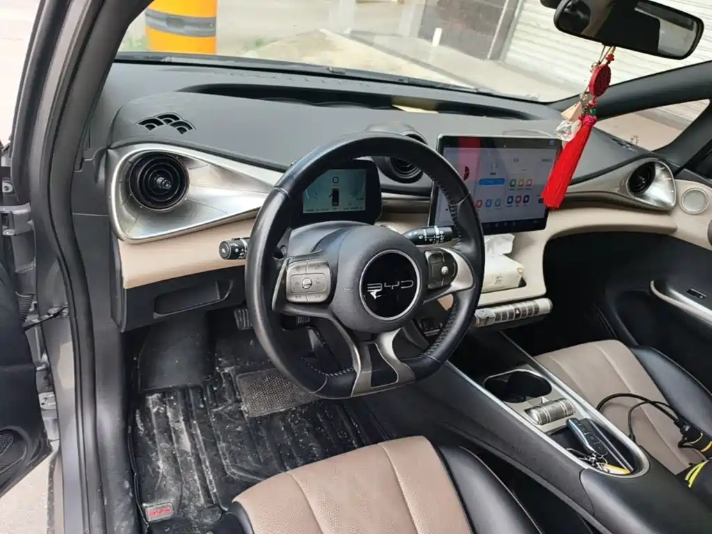 BYD Dolphin 2023 — фото 10