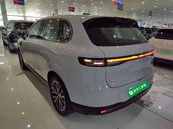 Leapmotor B10 2025