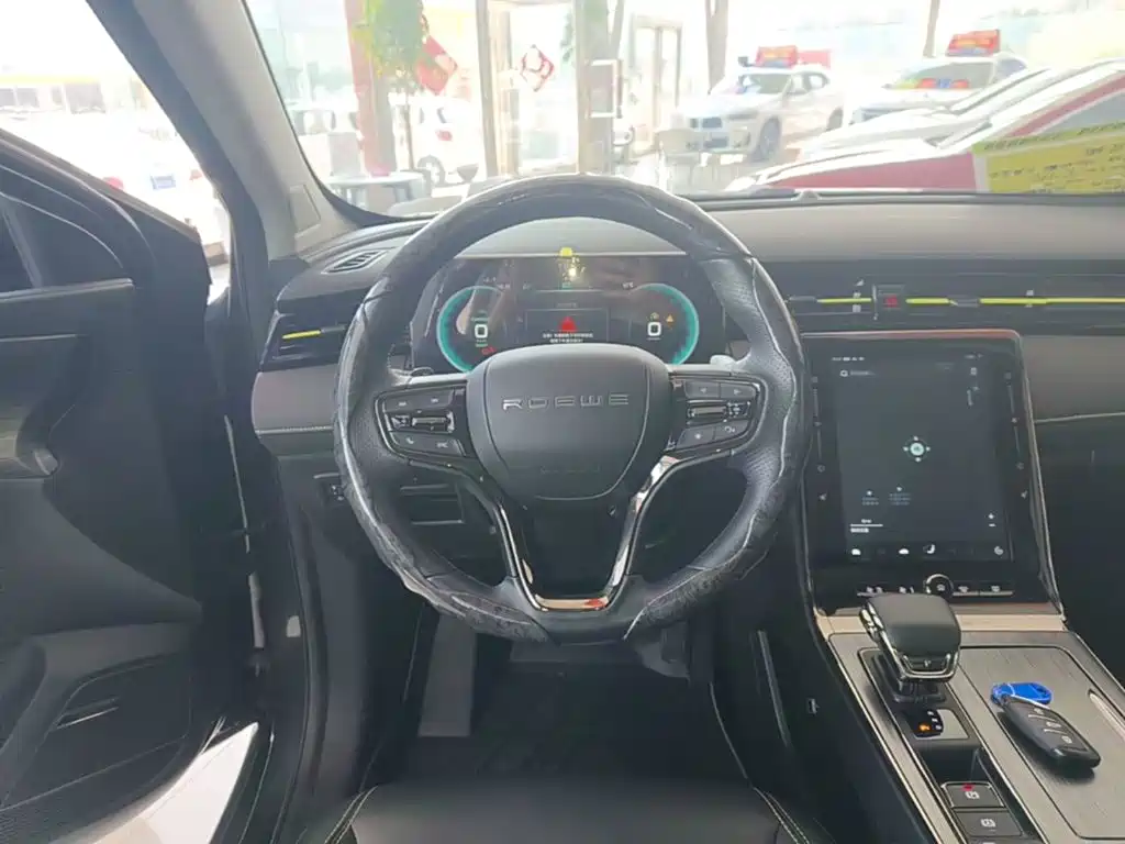 Roewe RX5 New Energy 2022 — фото 11