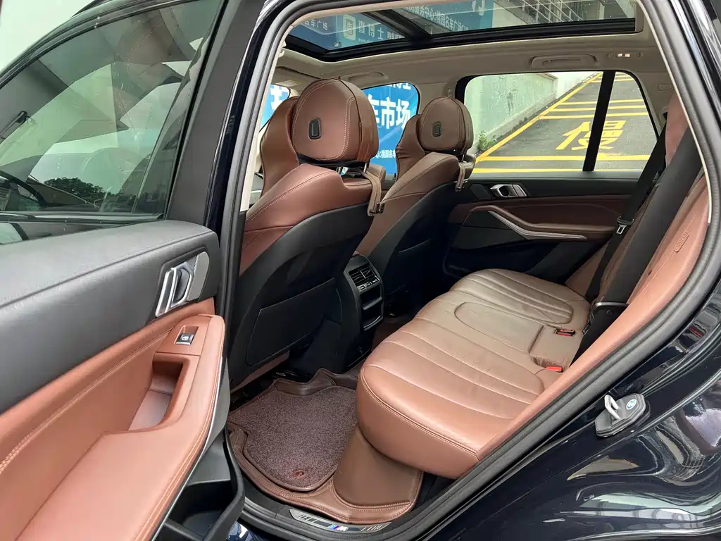 BMW X5 2021