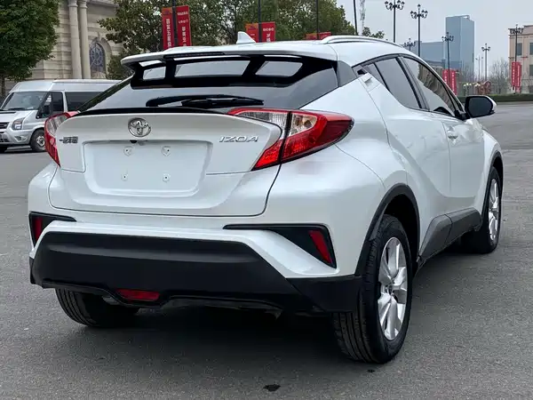 Toyota IZOA 2025