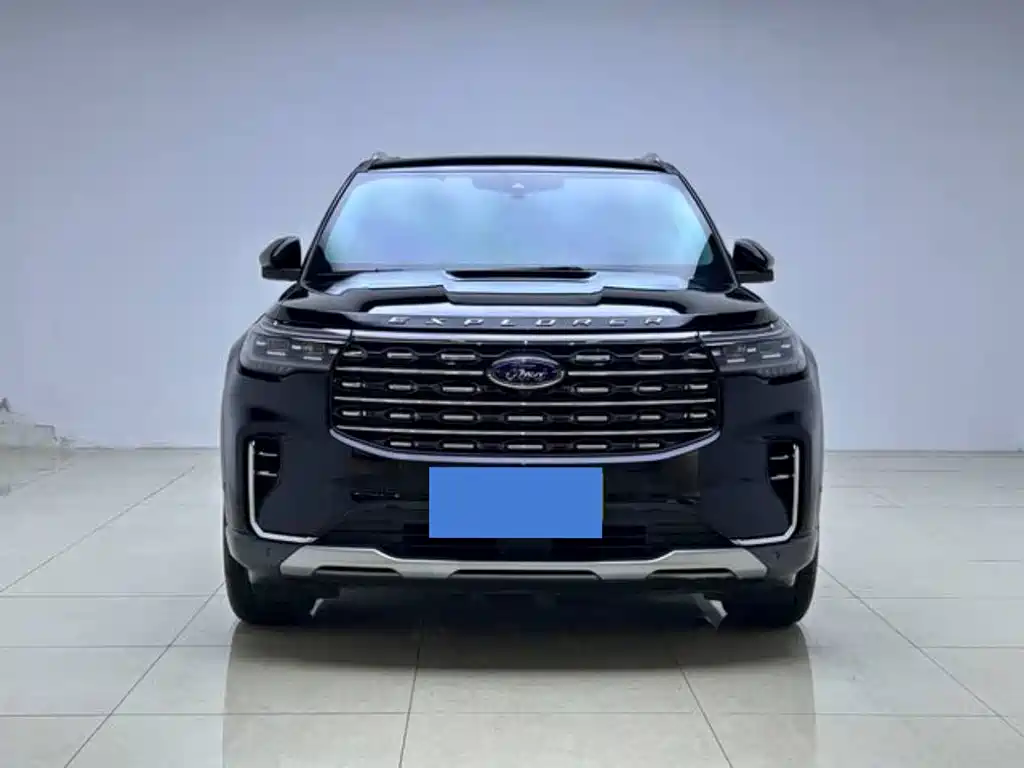Ford Explorer 2023 — фото 2