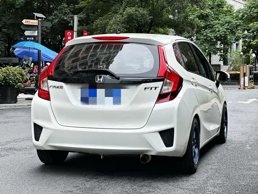 Honda Fit 2017 — фото 5