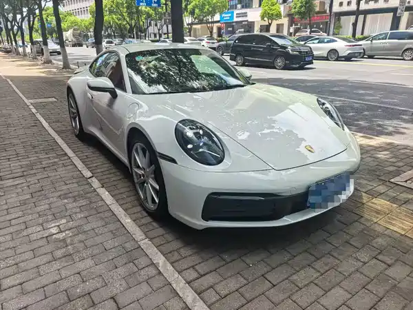Porsche 911 2024
