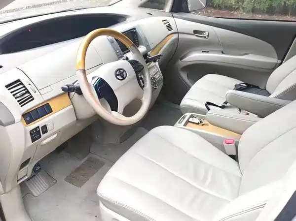 Toyota Previa 2006