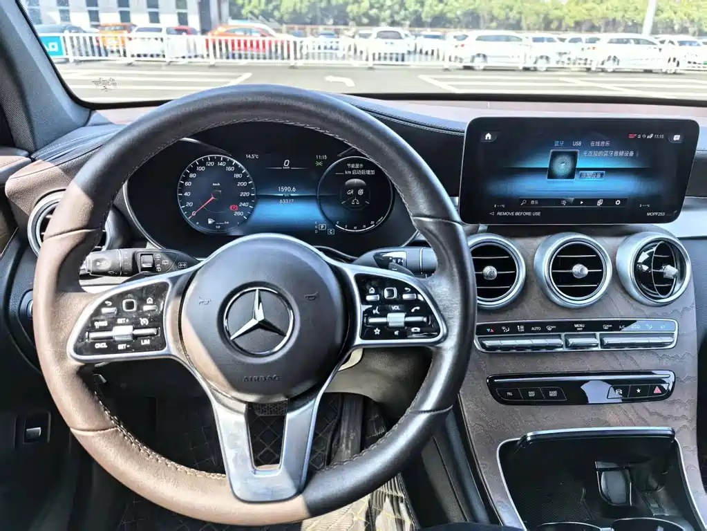 Mercedes-Benz GLC 2022 — фото 8