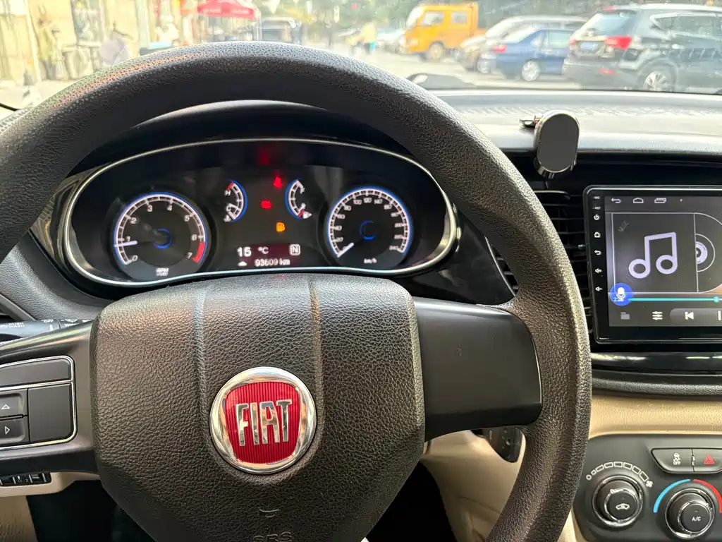 Fiat Viaggio 2013 — фото 19
