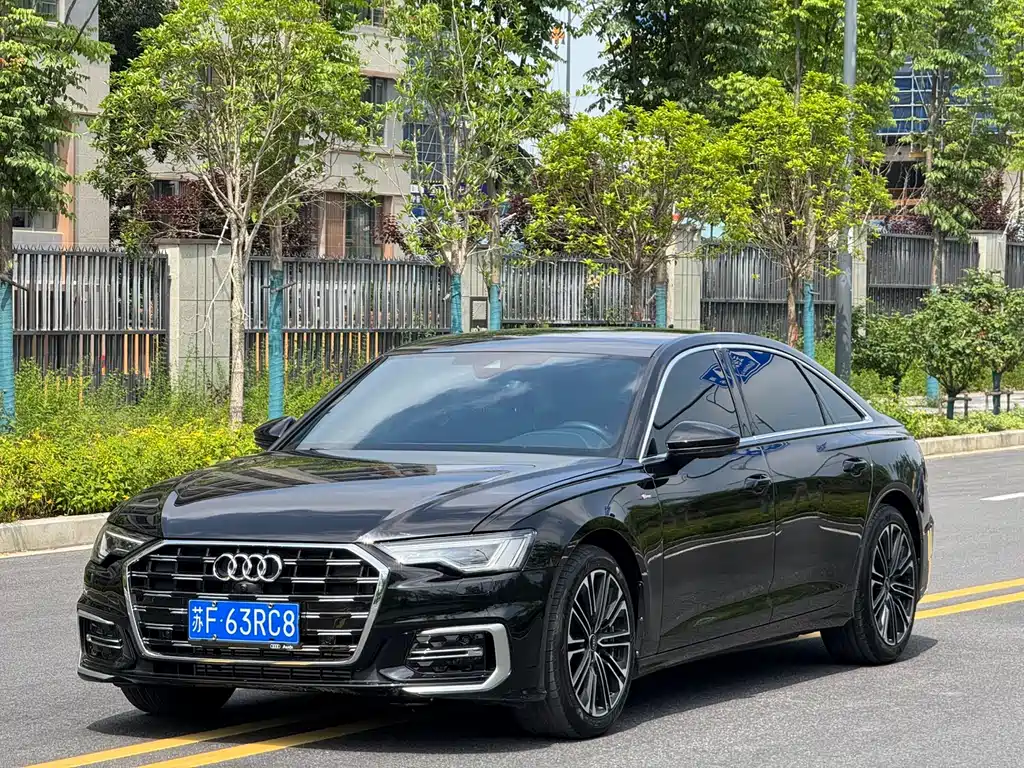 Audi A6L 2023 — фото 1
