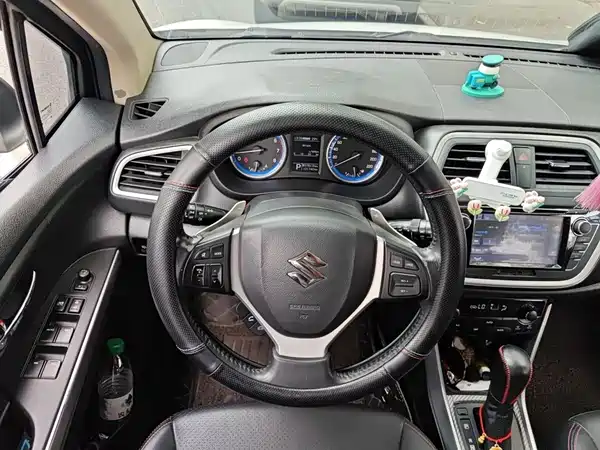 Suzuki S-Cross 2016