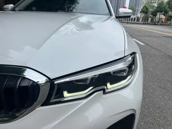 BMW 3 Series 2022