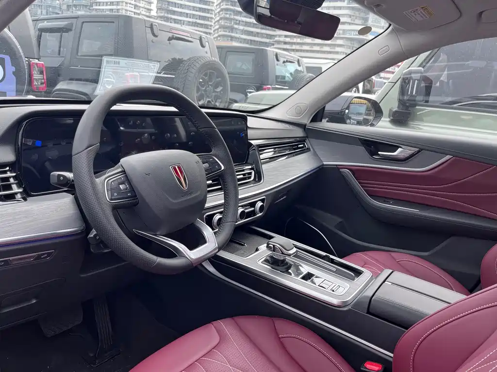 Hongqi HS5 2026