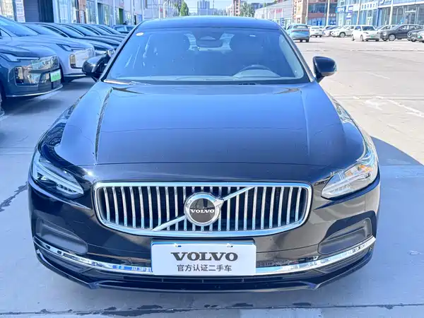 Volvo S90 2024