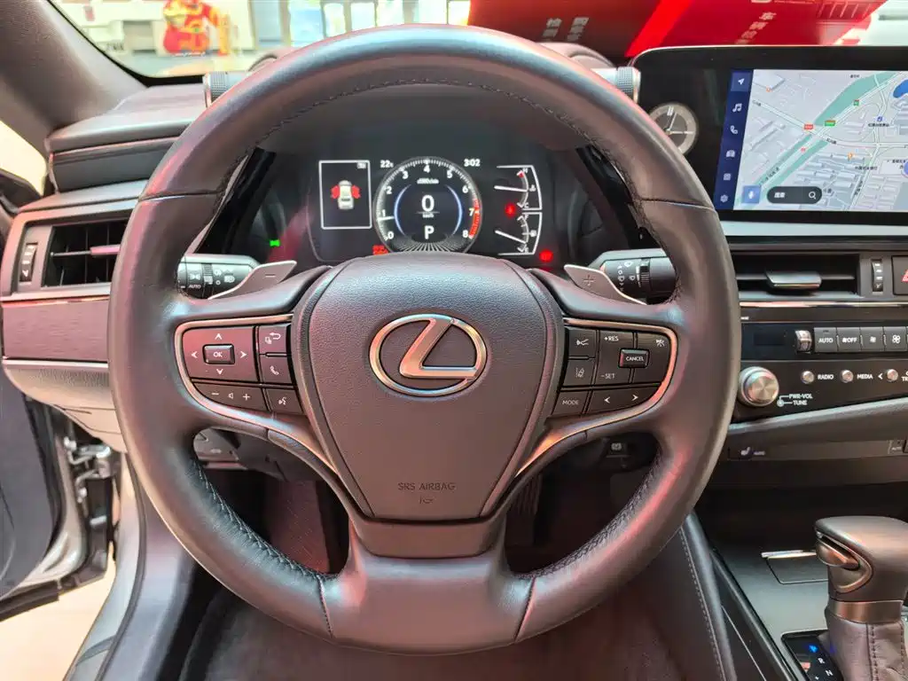 Lexus ES 2024 — фото 13