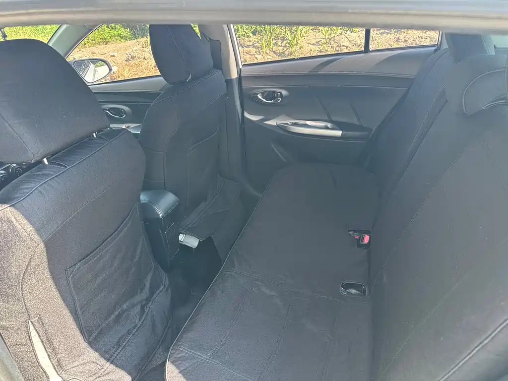 Toyota Yaris L 2016