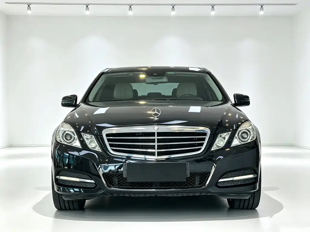 Mercedes-Benz E-Class 2012