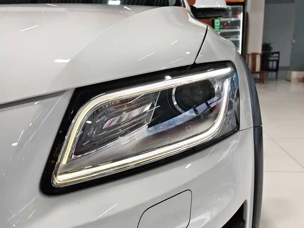 Audi Q5 2018 — фото 12