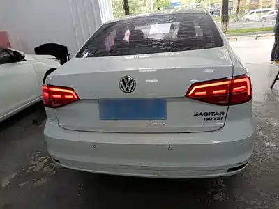 Volkswagen Sagitar 2017