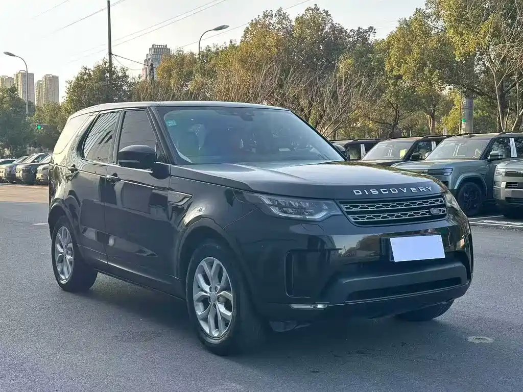Land Rover Discovery 2018 — фото 3