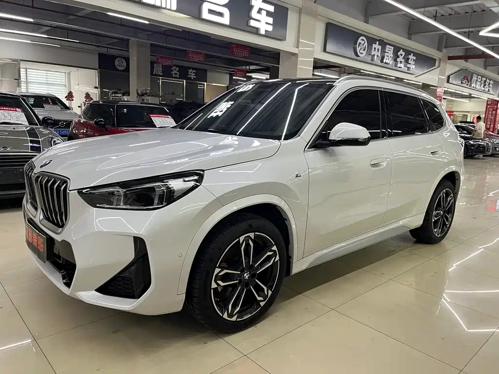 BMW X1 2025 — фото 1