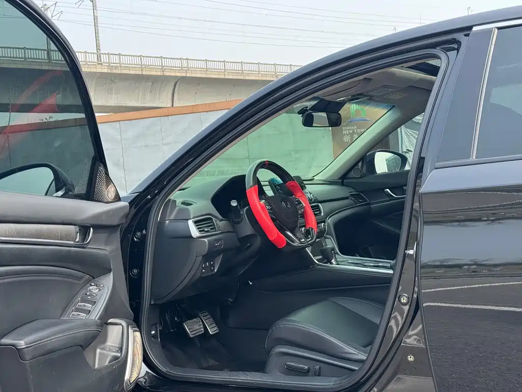 Honda Accord 2021 — фото 11