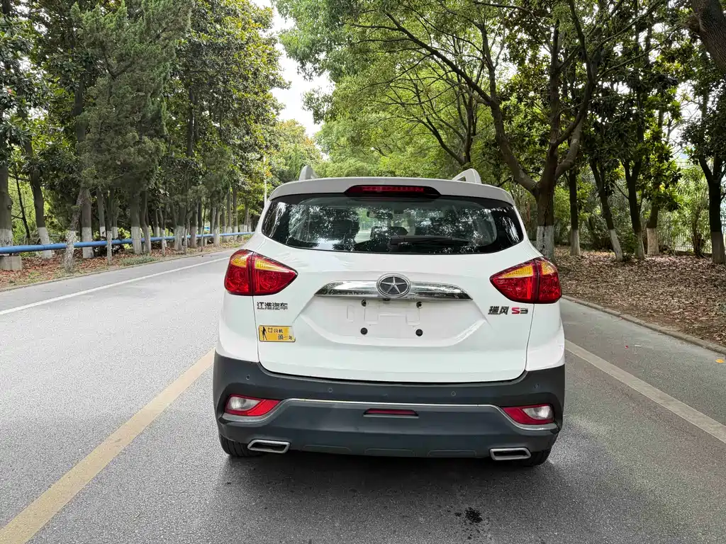 JAC Refine S3 2015