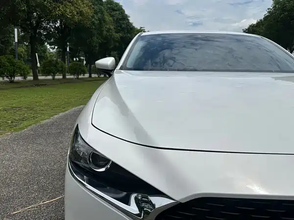 Mazda 3 Axela 2022