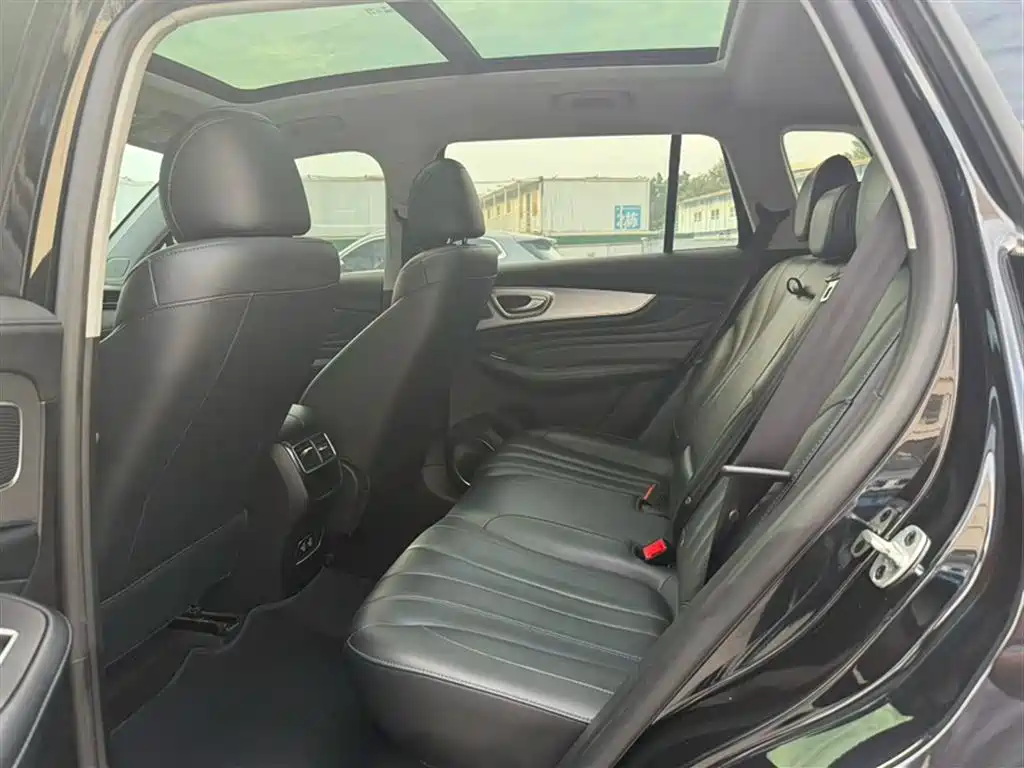 Roewe RX5 MAX 2021 — фото 18