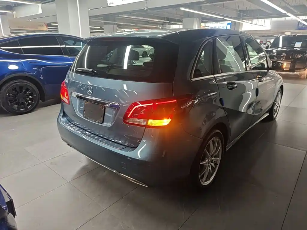 Mercedes-Benz B-Class 2016
