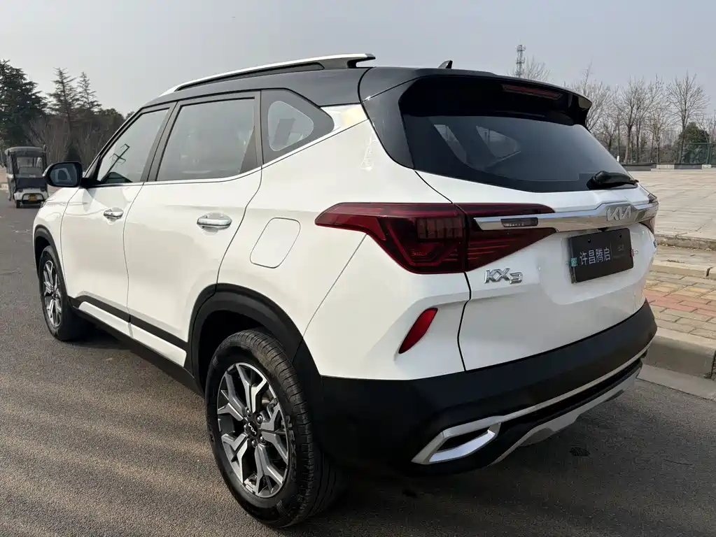 Kia KX3 2022 — фото 7
