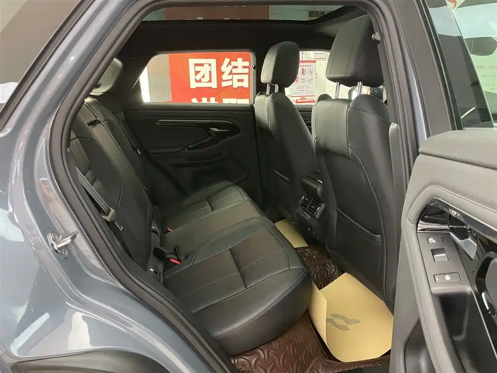 Land Rover Evoque 2020 — фото 19