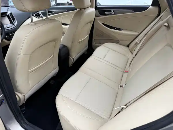 Changan Eado 2016