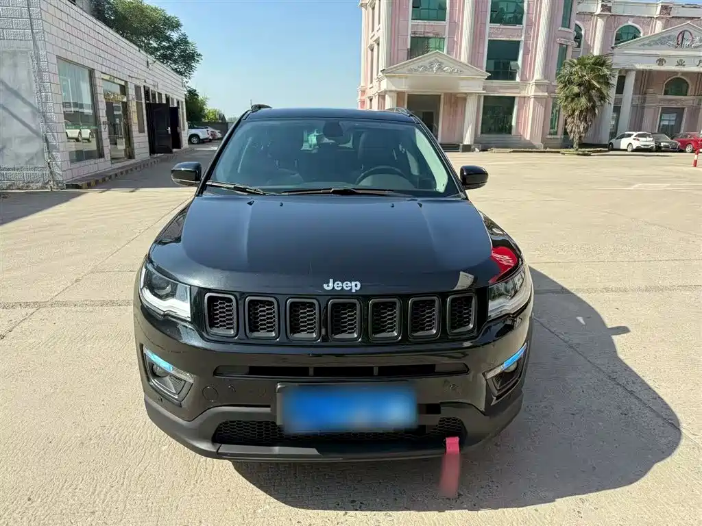Jeep Compass 2020 — фото 7