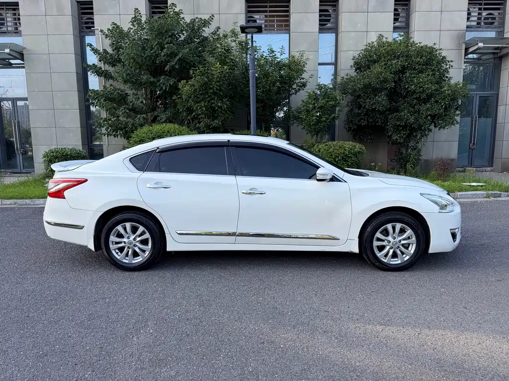 Nissan Teana 2015