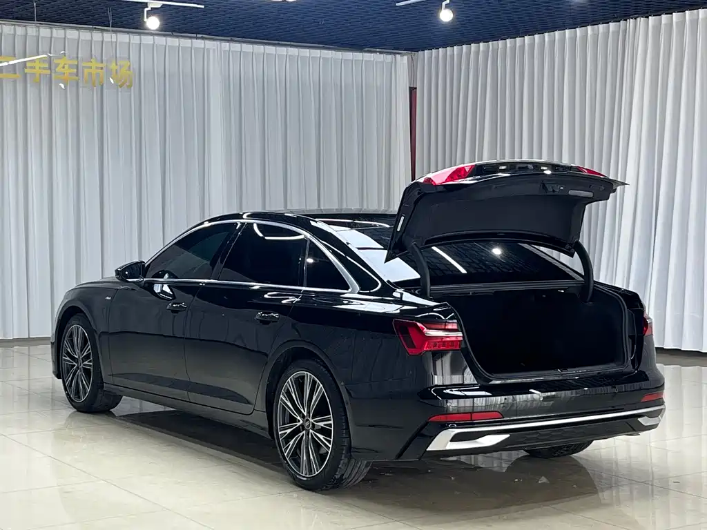 Audi A6L 2022 — фото 13
