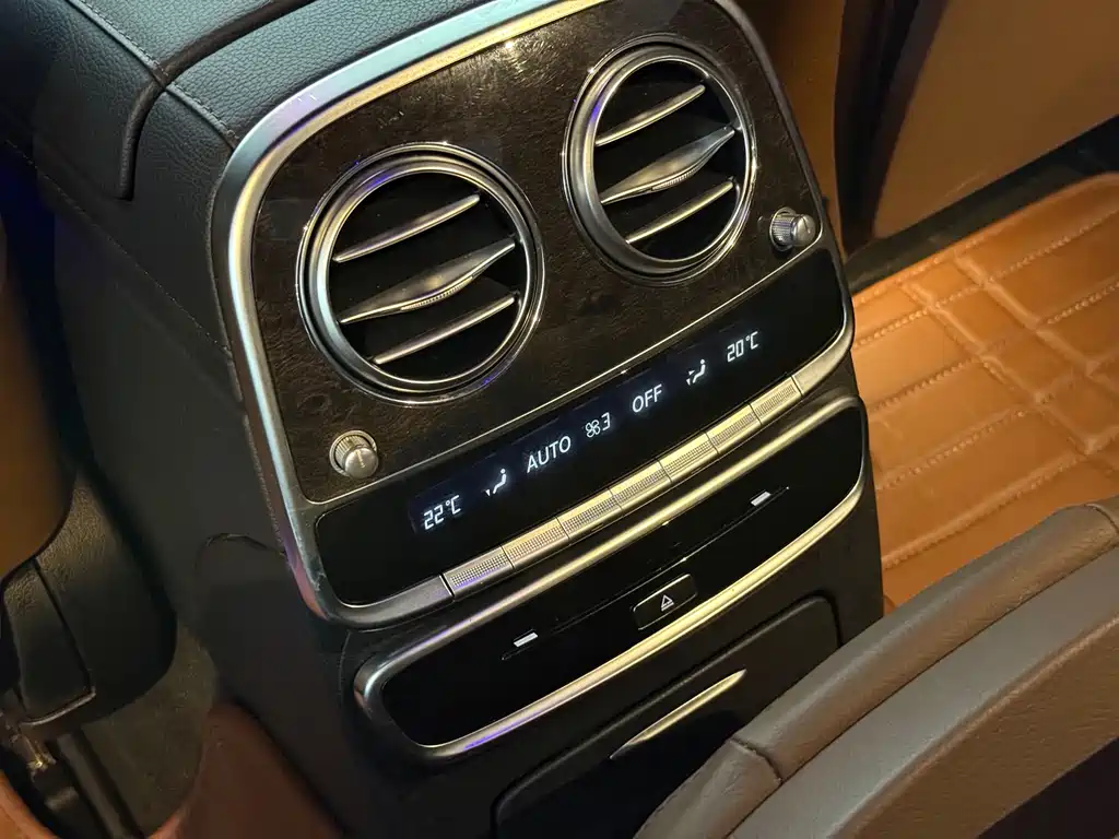Mercedes-Benz S-Class 2016 — фото 24