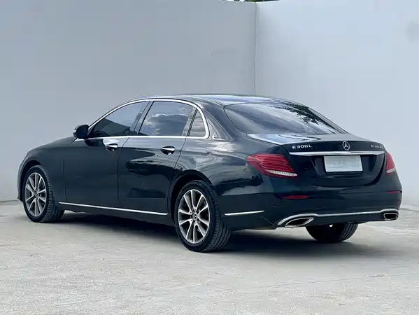 Mercedes-Benz E-Class 2018