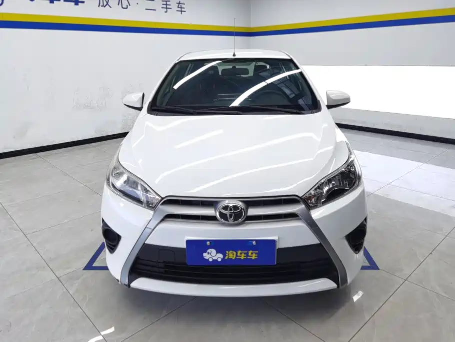 Toyota Yaris L 2015