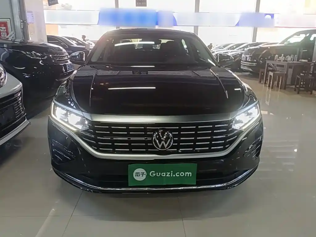 Volkswagen Passat 2023