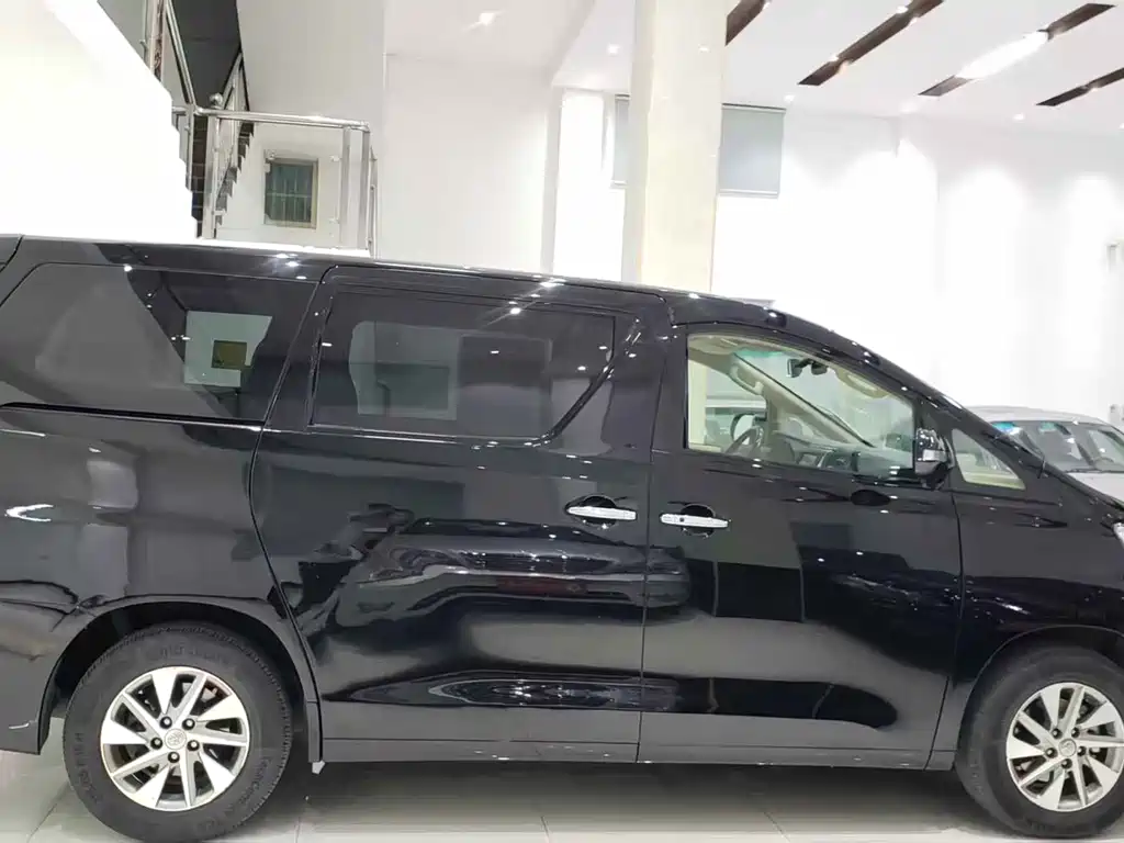 Toyota Alphard 2014 — фото 13