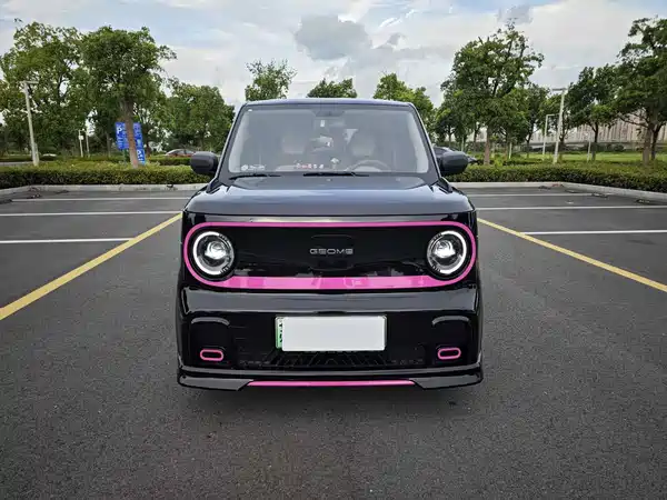Geely Galaxy Panda 2025