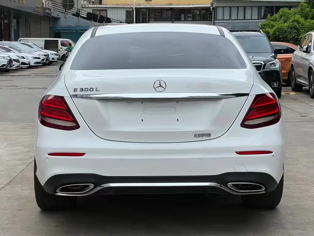 Mercedes-Benz E-Class 2017