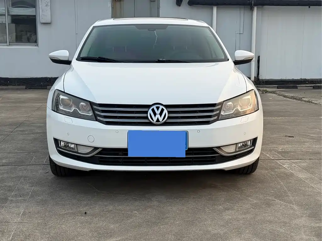 Volkswagen Passat 2015 — фото 2