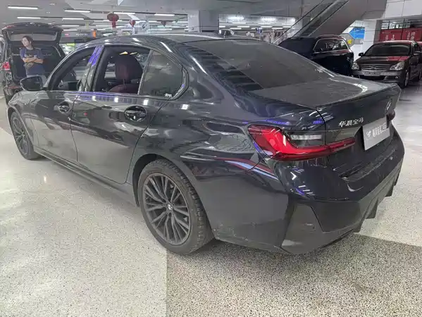 BMW 3 Series 2024