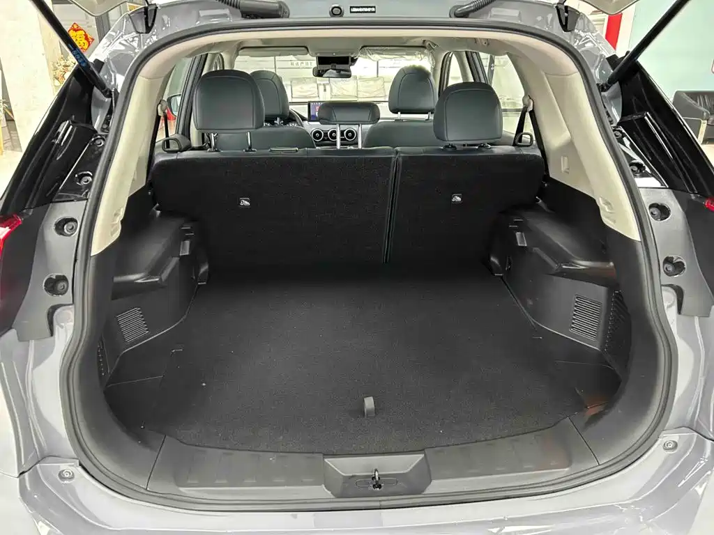 Nissan X-Trail 2025 — фото 17