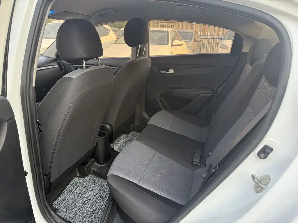 Kia K2 2018