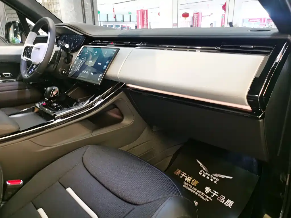 Land Rover Range Rover Sport 2024 — фото 14