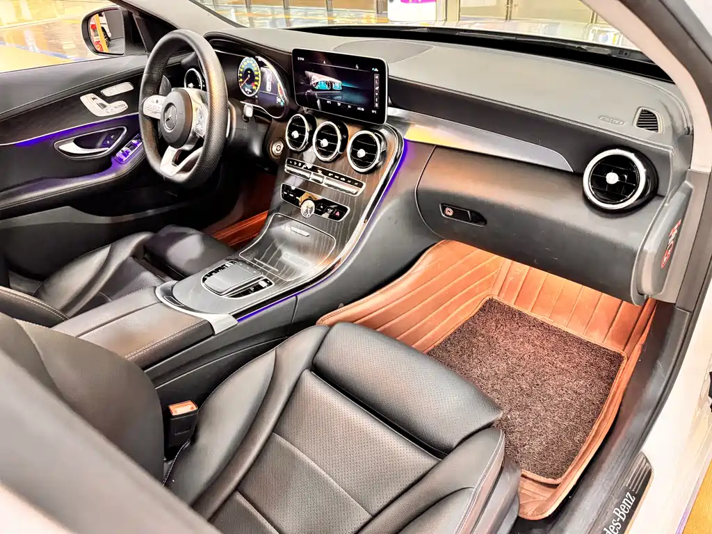 Mercedes-Benz C-Class 2020 — фото 19