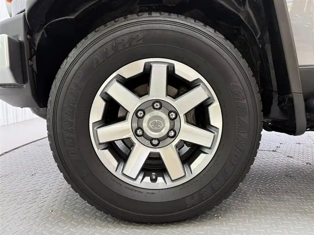Toyota FJ Cruiser 2019 — фото 22